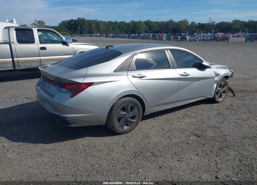2021 HYUNDAI ELANTRA VIN: 5NPLS4AG9MH005510