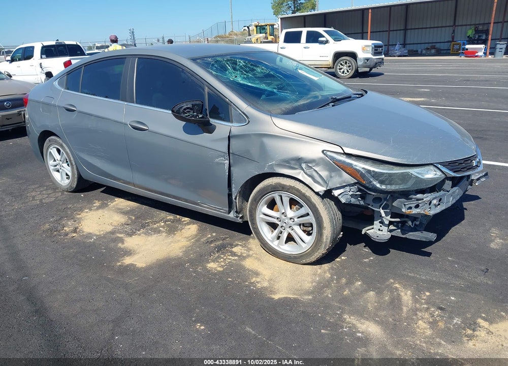 2017 CHEVROLET CRUZE LT AUTO VIN: 1G1BE5SM1H7140240