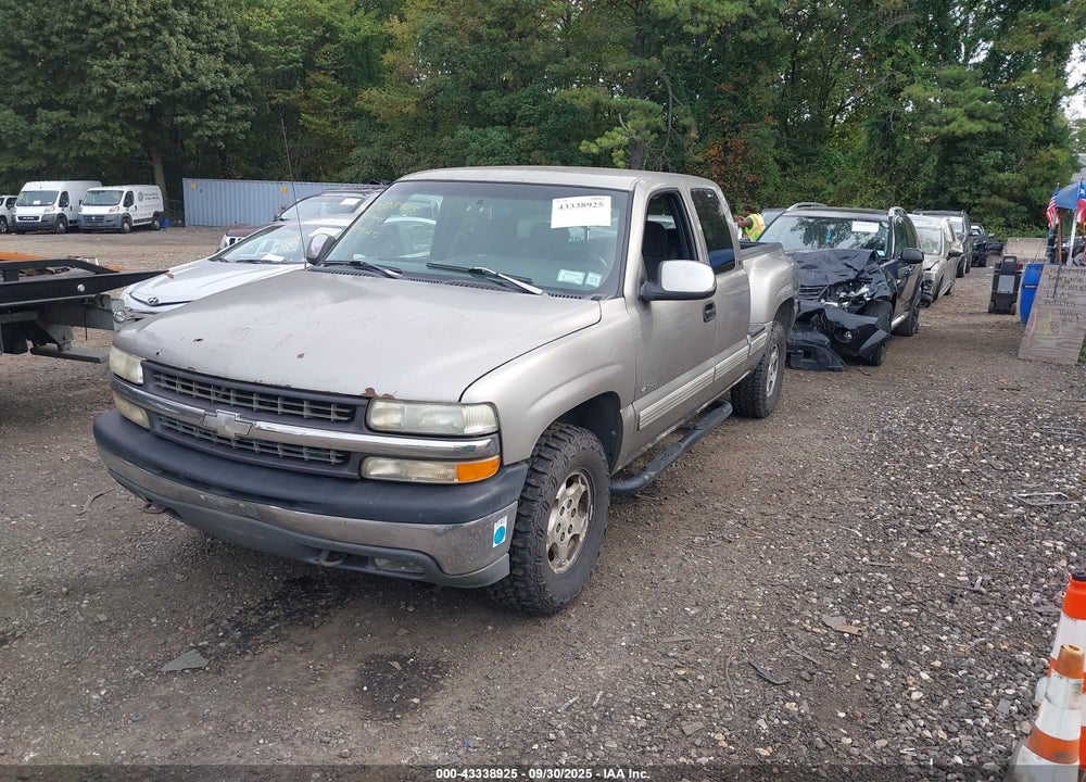 2000 CHEVROLET SILVERADO 1500 LS VIN: 1GCEK19T7YZ109808