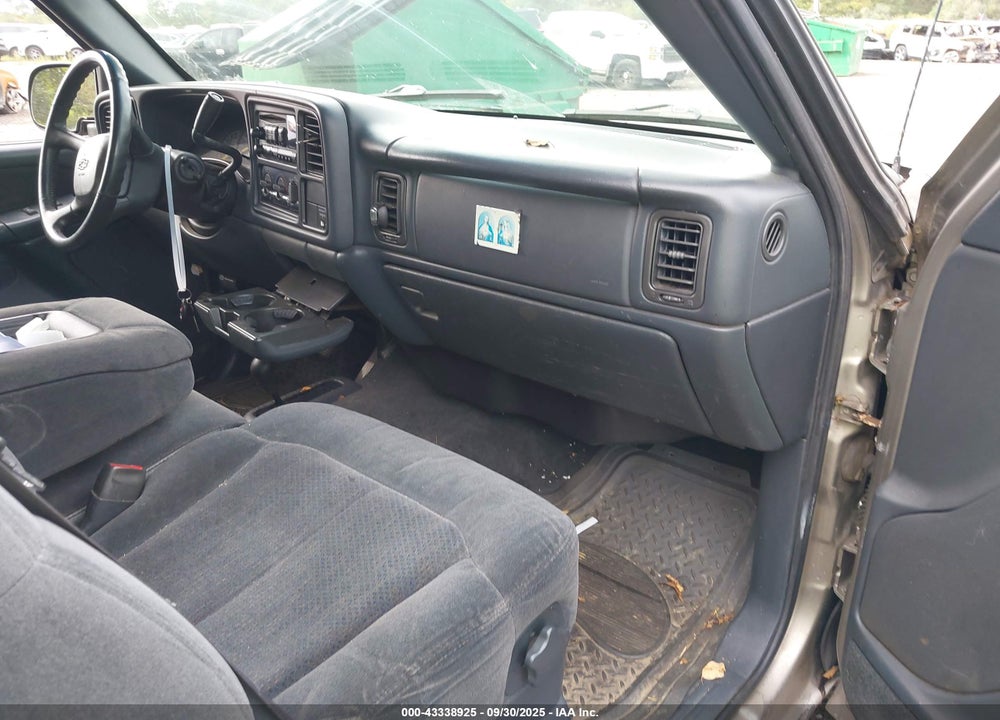 2000 CHEVROLET SILVERADO 1500 LS VIN: 1GCEK19T7YZ109808