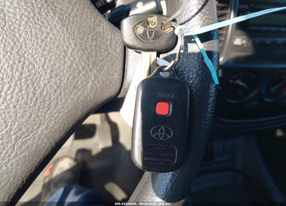 2005 TOYOTA TUNDRA SR5 V8 VIN: 5TBET34105S486064
