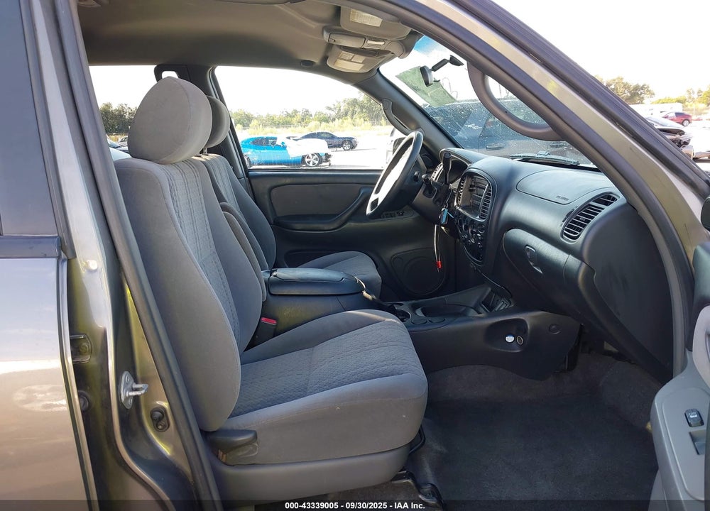 2005 TOYOTA TUNDRA SR5 V8 VIN: 5TBET34105S486064