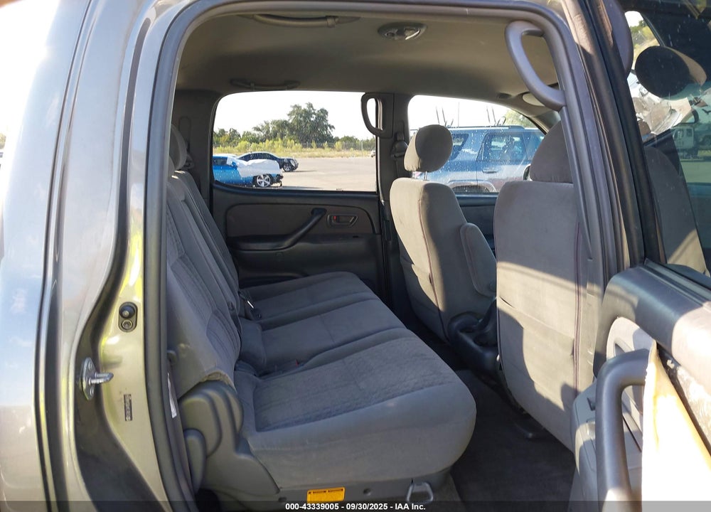 2005 TOYOTA TUNDRA SR5 V8 VIN: 5TBET34105S486064