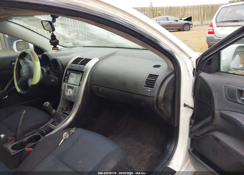 2007 SCION TC VIN: JTKDE177170184461
