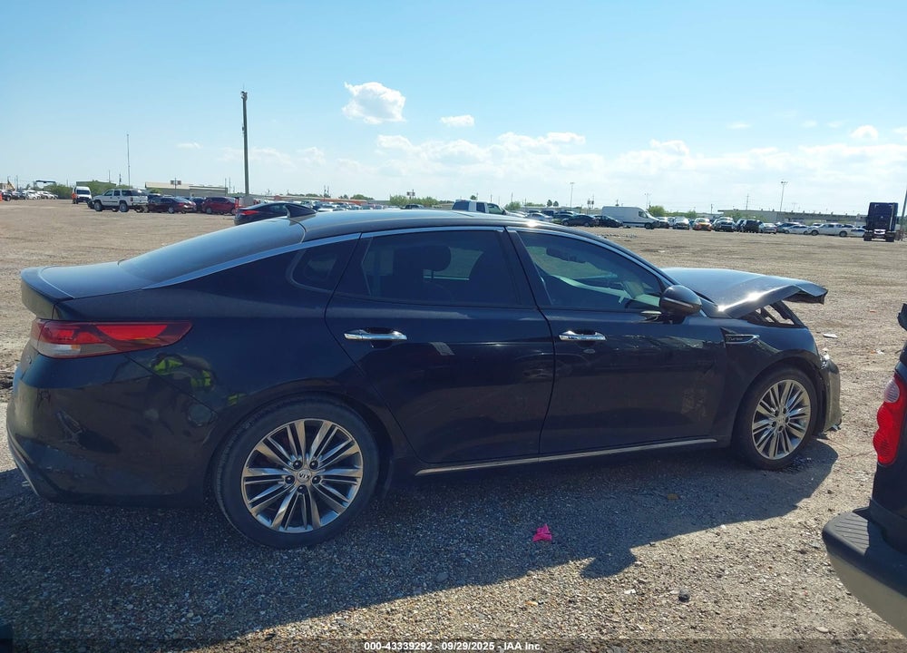 2018 KIA OPTIMA VIN: 5XXGV4L20JG223207