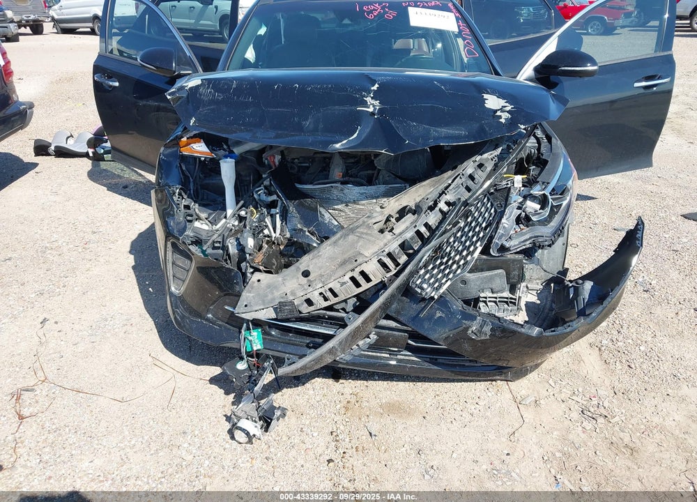 2018 KIA OPTIMA VIN: 5XXGV4L20JG223207