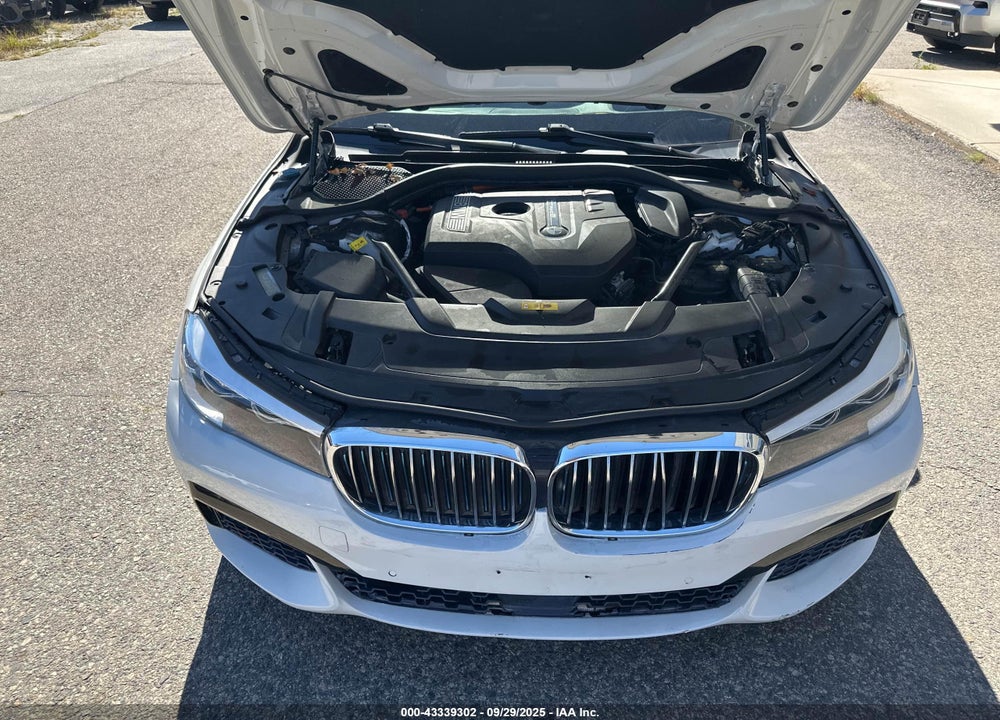 2018 BMW 7 SERIES VIN: WBA7J2C53JG938174