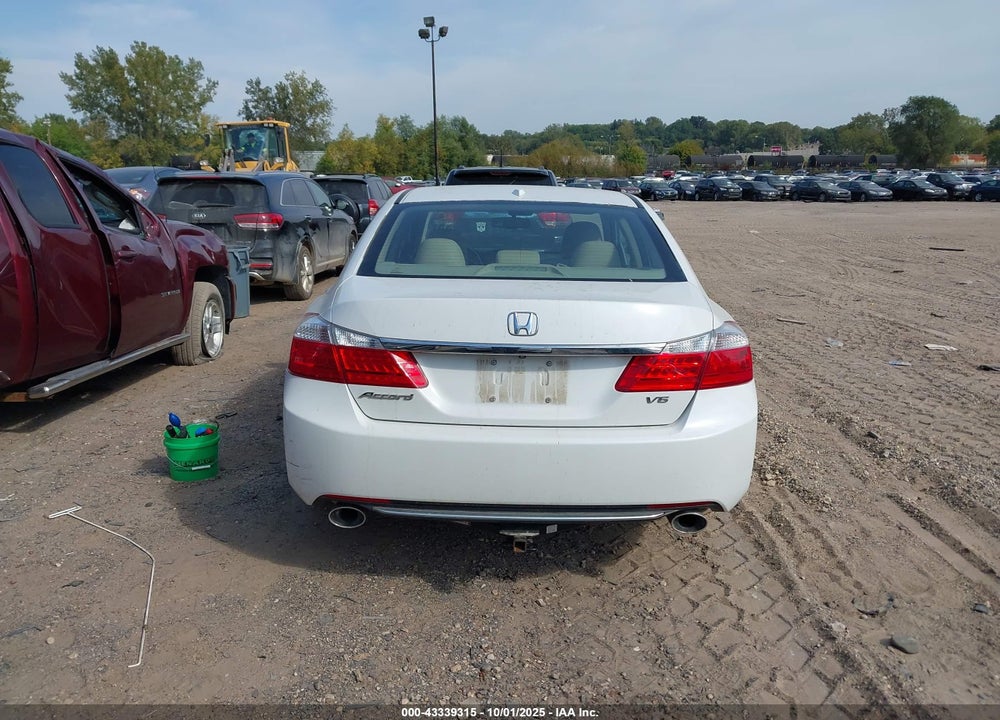 2014 HONDA ACCORD VIN: 1HGCR3F86EA023660