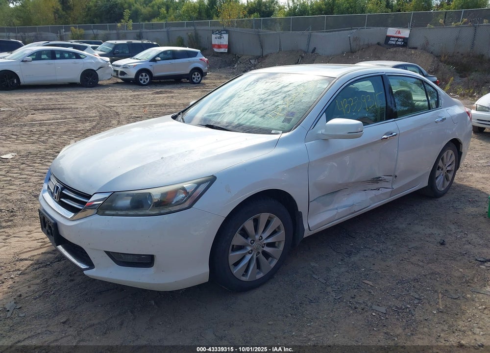 2014 HONDA ACCORD VIN: 1HGCR3F86EA023660
