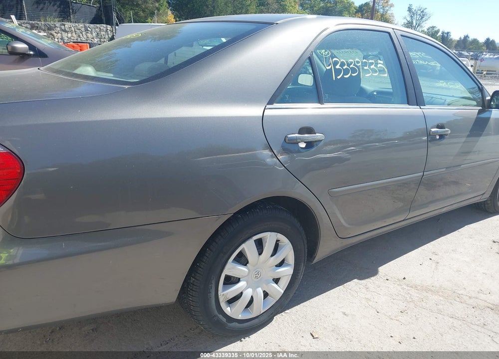2005 TOYOTA CAMRY LE VIN: 4T1BE32K45U985733