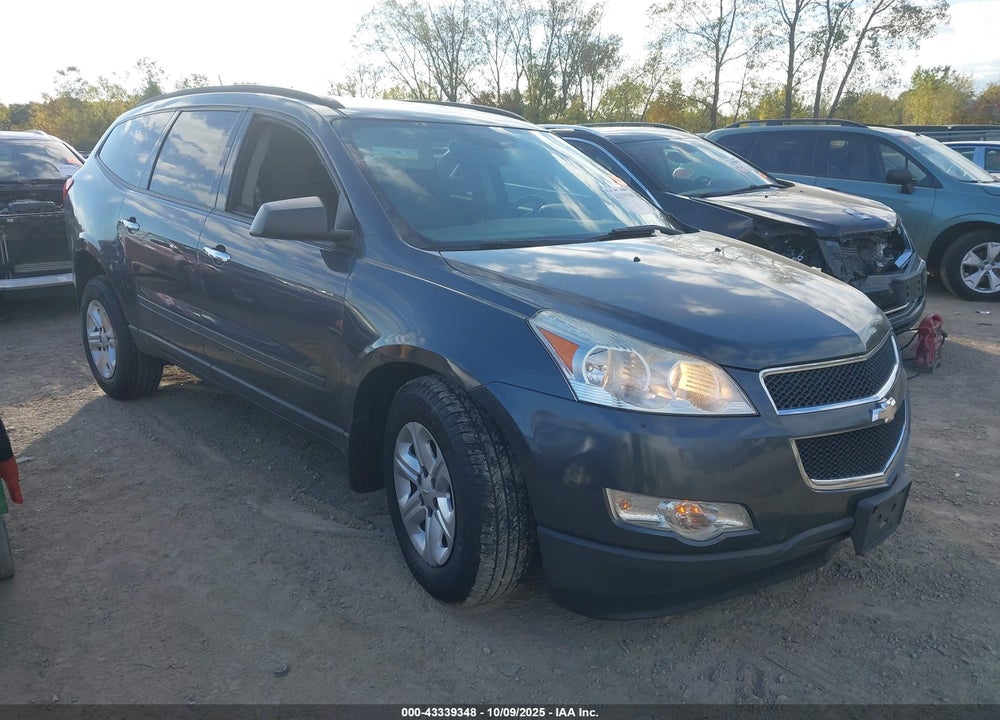 2011 CHEVROLET TRAVERSE LS VIN: 1GNKREED5BJ349375