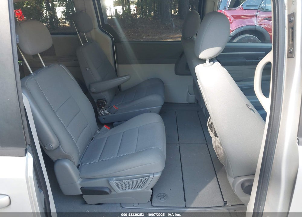 2009 DODGE GRAND CARAVAN SE VIN: 2D8HN44EX9R648595