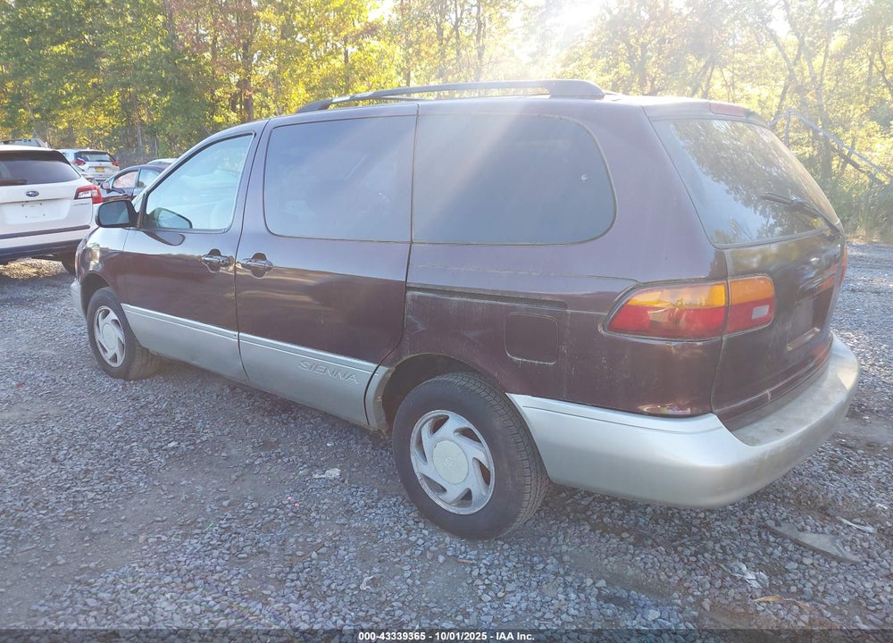 2000 TOYOTA SIENNA XLE VIN: 4T3ZF13C8YU176271