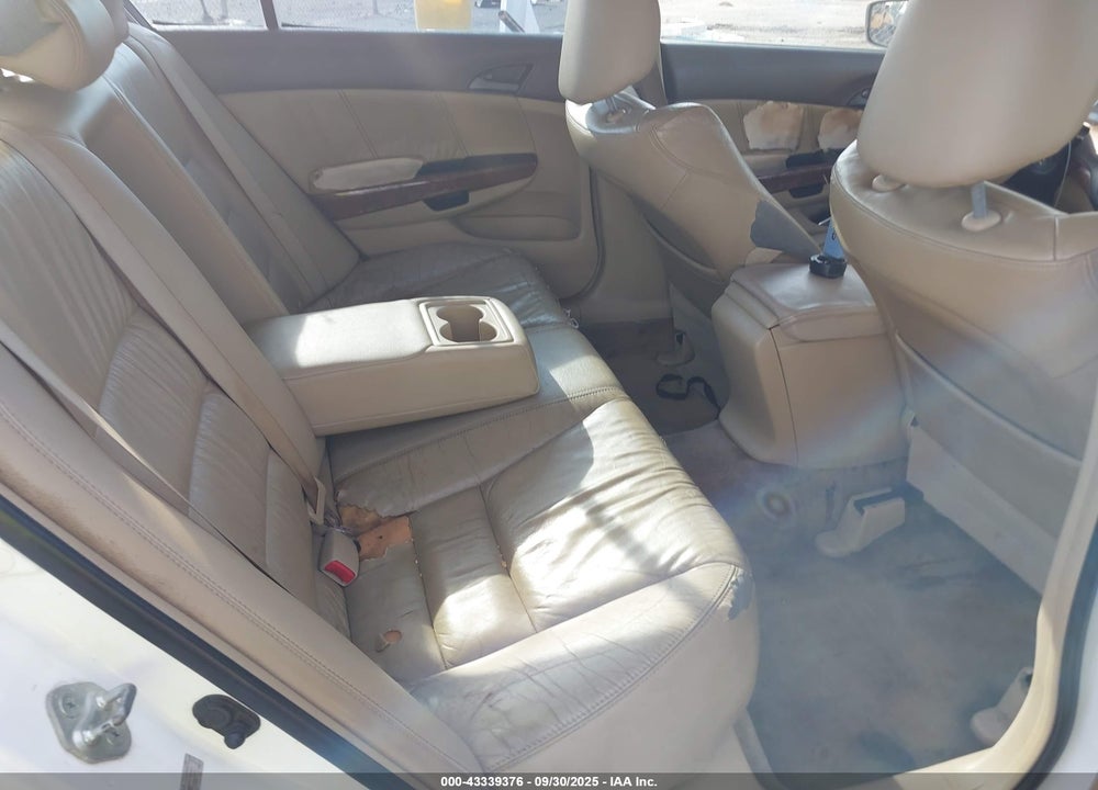 2009 HONDA ACCORD 2.4 EX-L VIN: 1HGCP26889A012035