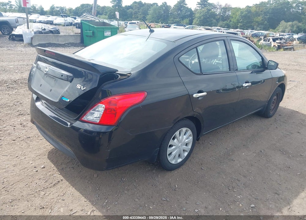 2015 NISSAN VERSA VIN: 3N1CN7AP0FL810570