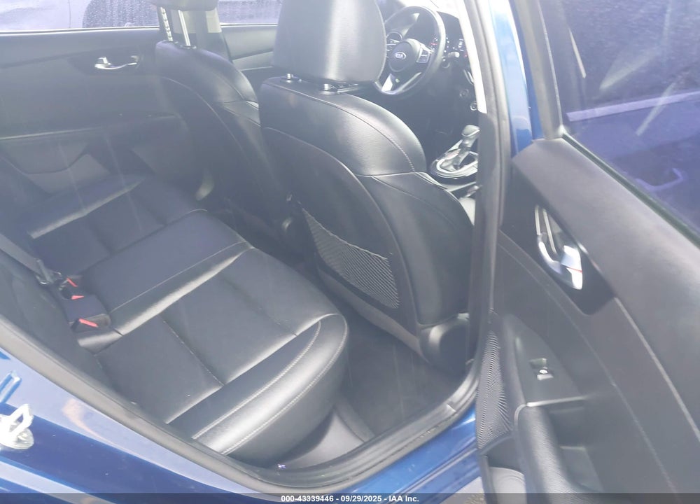 2021 KIA FORTE VIN: 3KPF54AD6ME403420