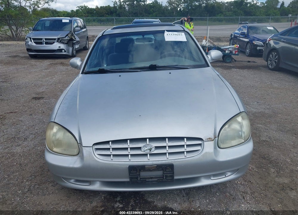 2000 HYUNDAI SONATA GLS V6 VIN: KMHWF35V4YA338212
