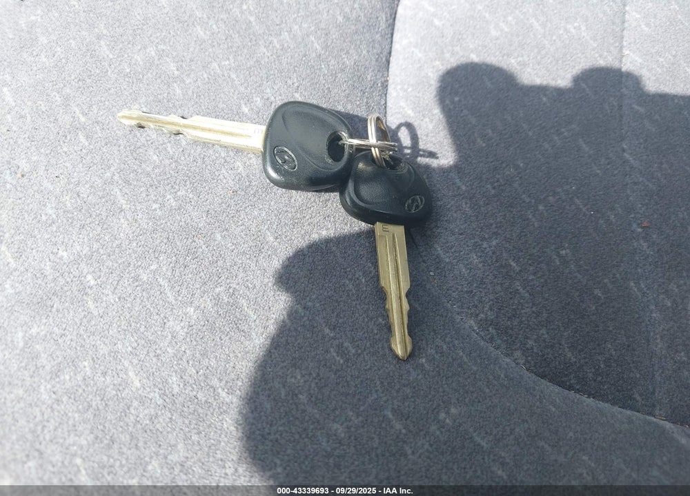 2000 HYUNDAI SONATA GLS V6 VIN: KMHWF35V4YA338212