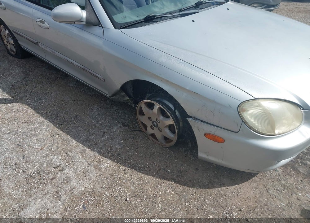 2000 HYUNDAI SONATA GLS V6 VIN: KMHWF35V4YA338212