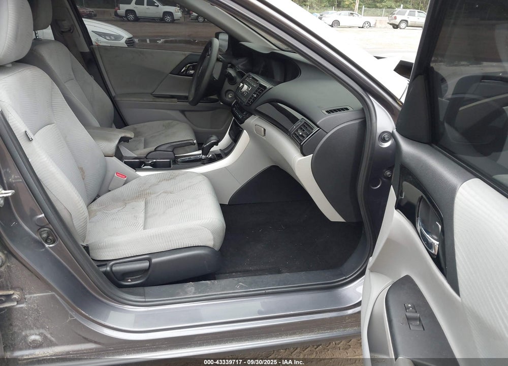 2016 HONDA ACCORD VIN: 1HGCR2F35GA102612