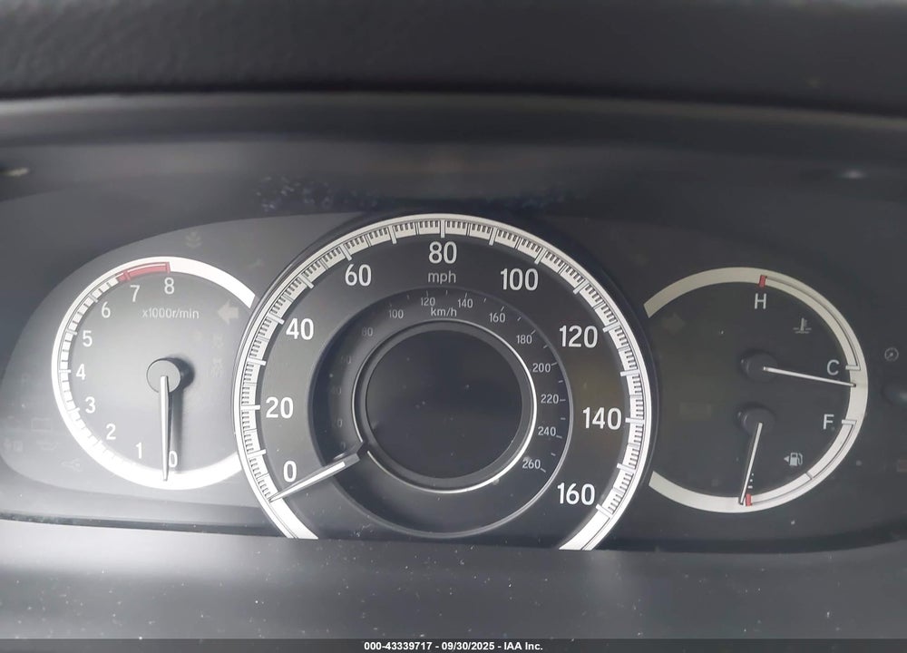 2016 HONDA ACCORD VIN: 1HGCR2F35GA102612