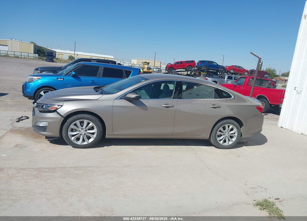 2025 CHEVROLET MALIBU VIN: 1G1ZD5ST4SF116584