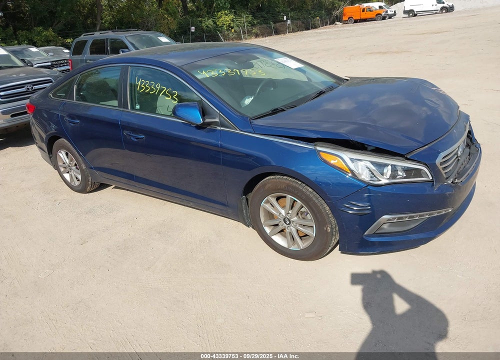 2015 HYUNDAI SONATA SE VIN: 5NPE24AF7FH187825