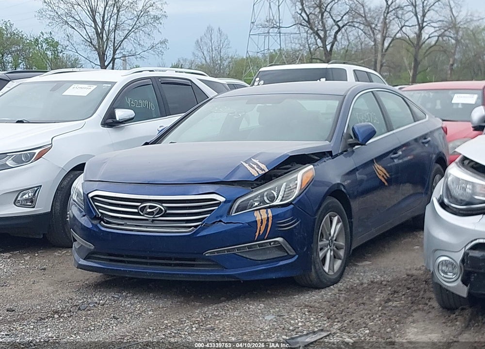 2015 HYUNDAI SONATA SE VIN: 5NPE24AF7FH187825