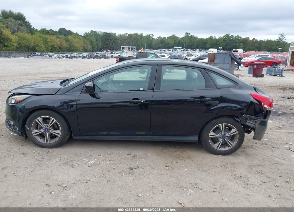 2018 FORD FOCUS SE VIN: 1FADP3F26JL311445