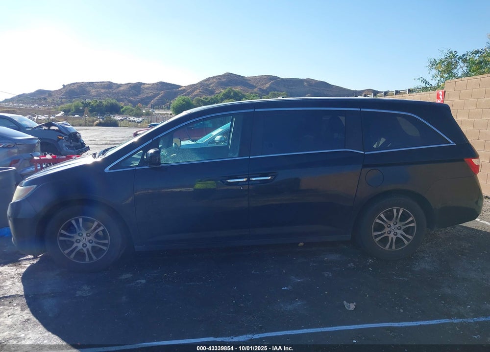 2011 HONDA ODYSSEY EX-L VIN: 5FNRL5H60BB064368