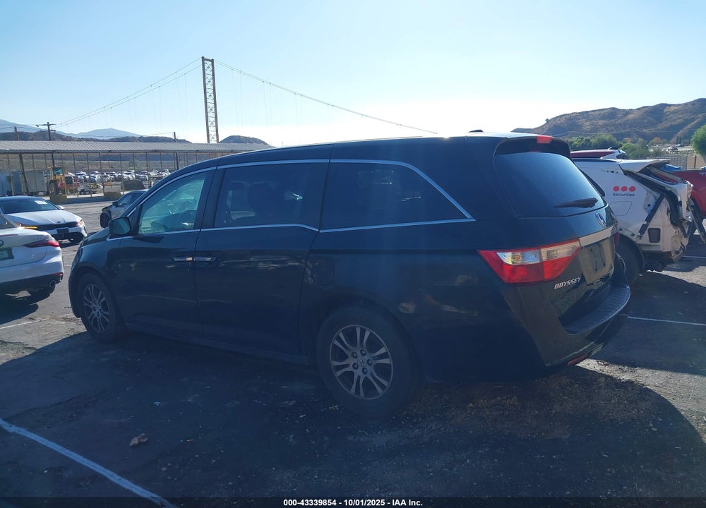 2011 HONDA ODYSSEY EX-L VIN: 5FNRL5H60BB064368