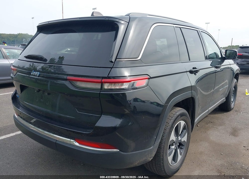 2023 JEEP GRAND CHEROKEE VIN: 1C4RJYB67PC624035