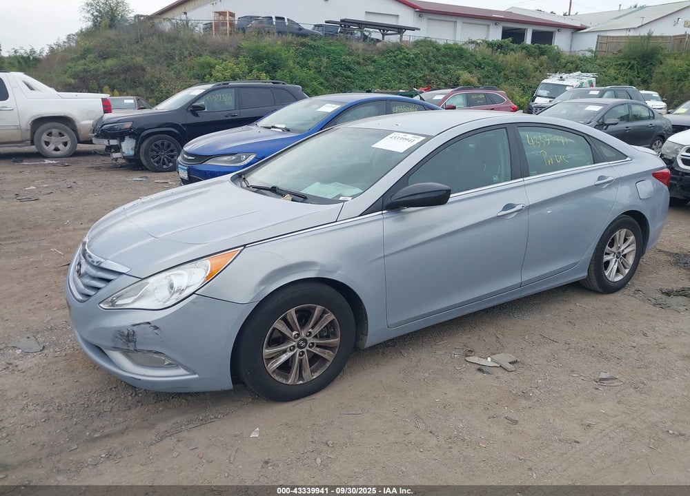 2013 HYUNDAI SONATA GLS VIN: 5NPEB4AC6DH675568