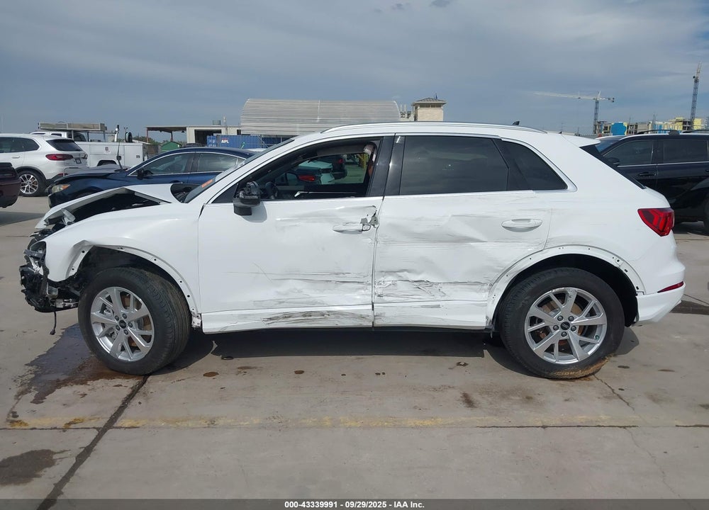 2024 AUDI Q3 PREMIUM 40 TFSI QUATTRO TIPTRONIC VIN: WA1AUCF37R1091376