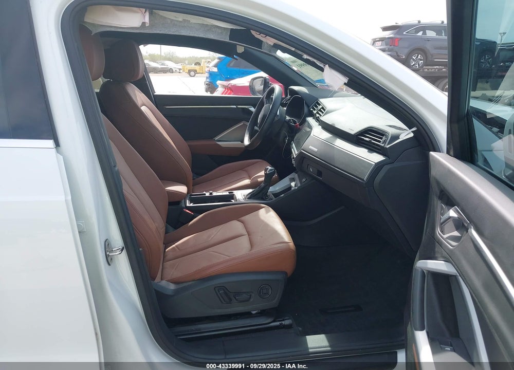 2024 AUDI Q3 PREMIUM 40 TFSI QUATTRO TIPTRONIC VIN: WA1AUCF37R1091376