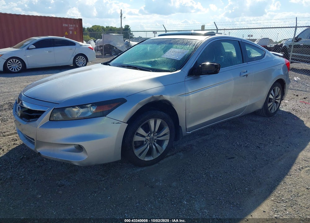 2011 HONDA ACCORD VIN: 1HGCS1B83BA000170