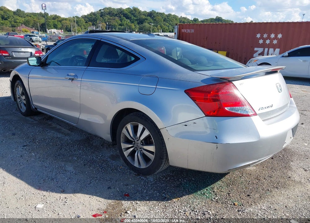 2011 HONDA ACCORD VIN: 1HGCS1B83BA000170