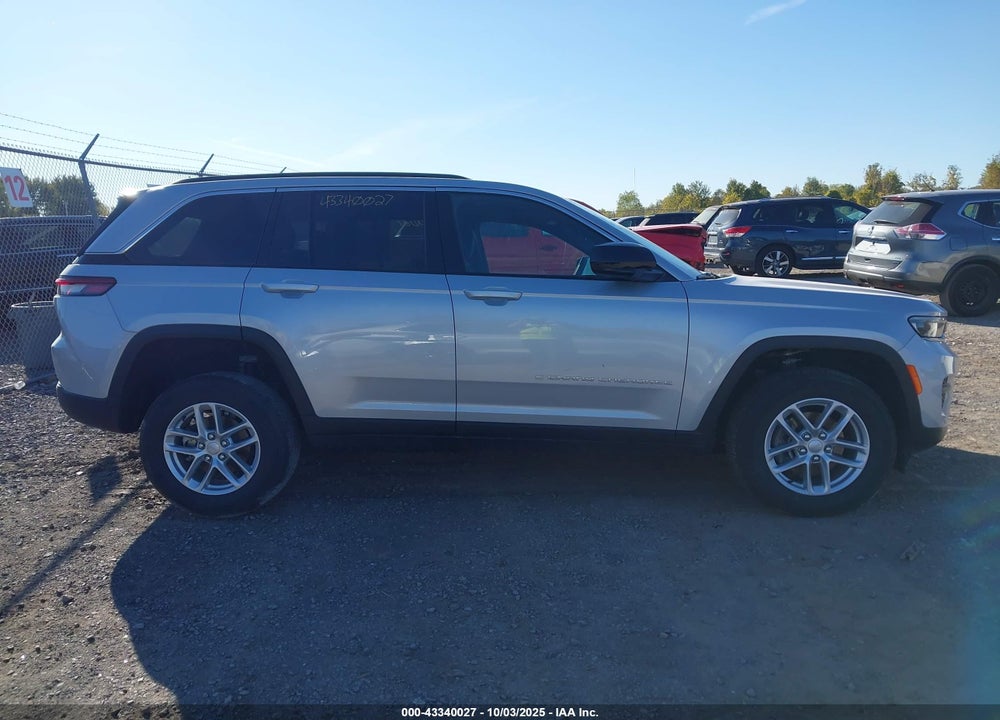 2025 JEEP GRAND CHEROKEE LAREDO X 4X4 VIN: 1C4RJHAG9SC266911