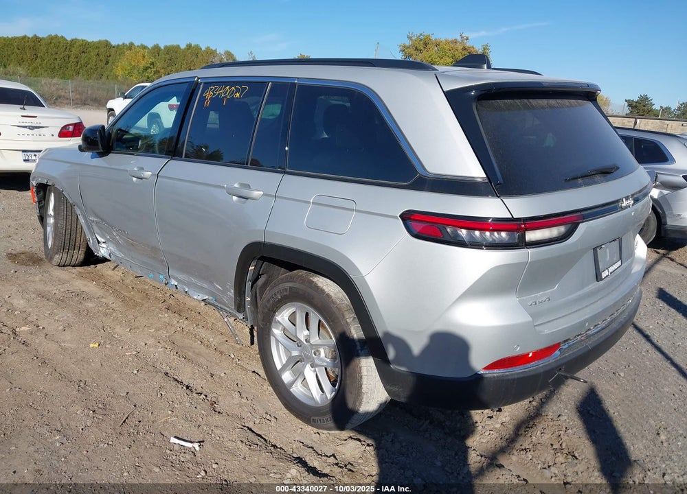 2025 JEEP GRAND CHEROKEE LAREDO X 4X4 VIN: 1C4RJHAG9SC266911