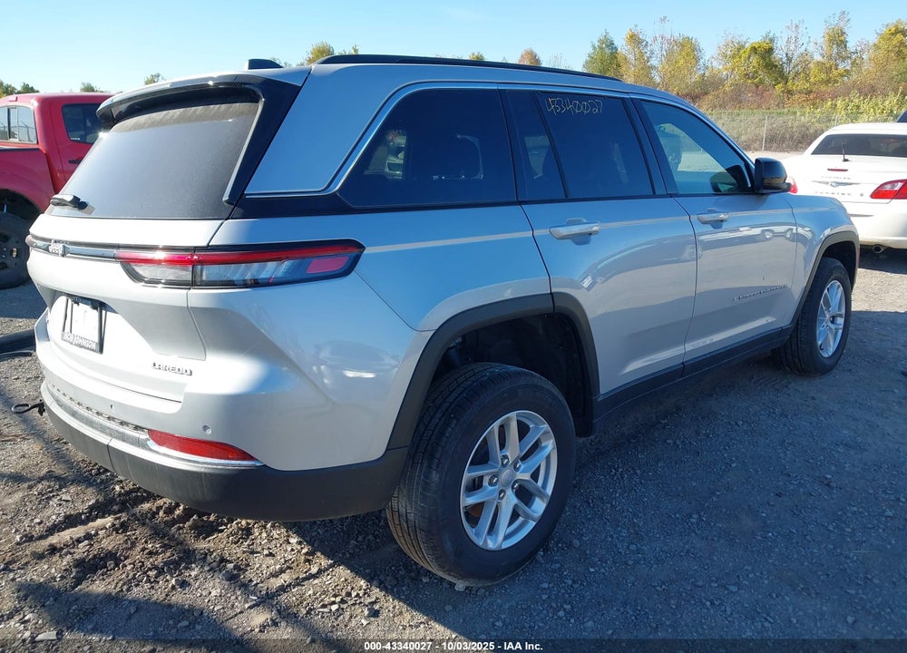 2025 JEEP GRAND CHEROKEE LAREDO X 4X4 VIN: 1C4RJHAG9SC266911