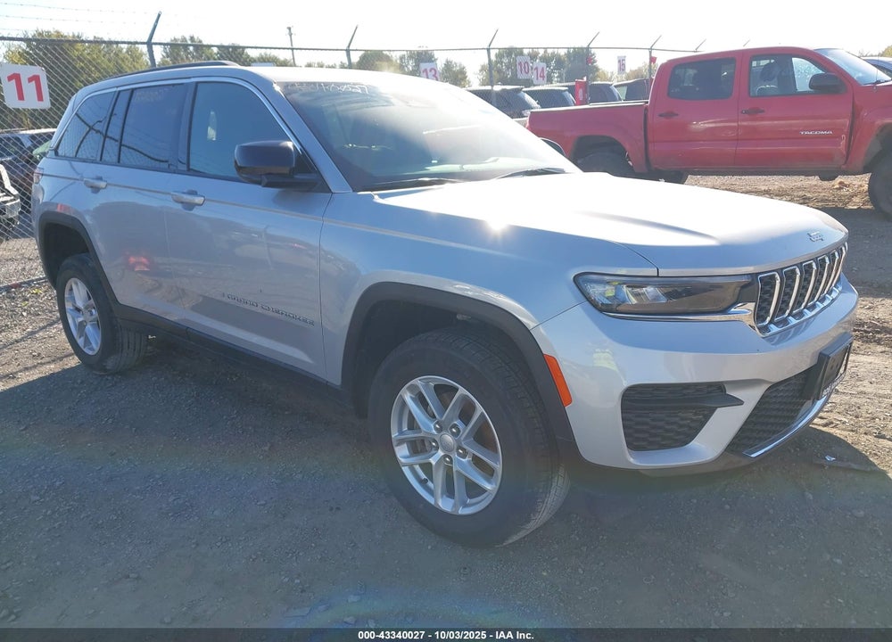 2025 JEEP GRAND CHEROKEE LAREDO X 4X4 VIN: 1C4RJHAG9SC266911