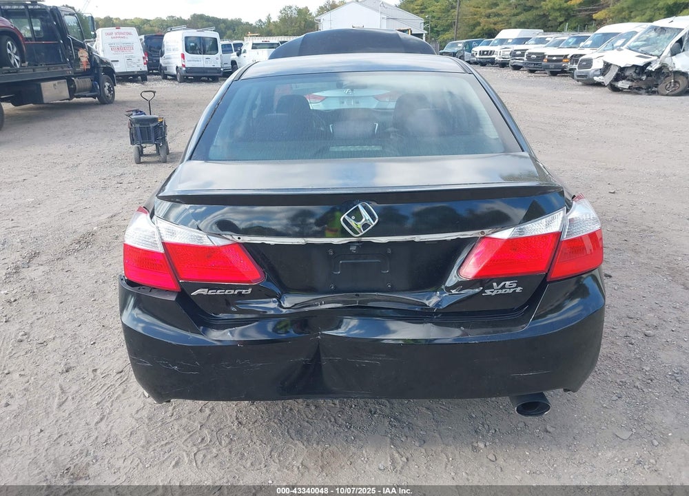 2015 HONDA ACCORD VIN: 1HGCR2F37FA160543