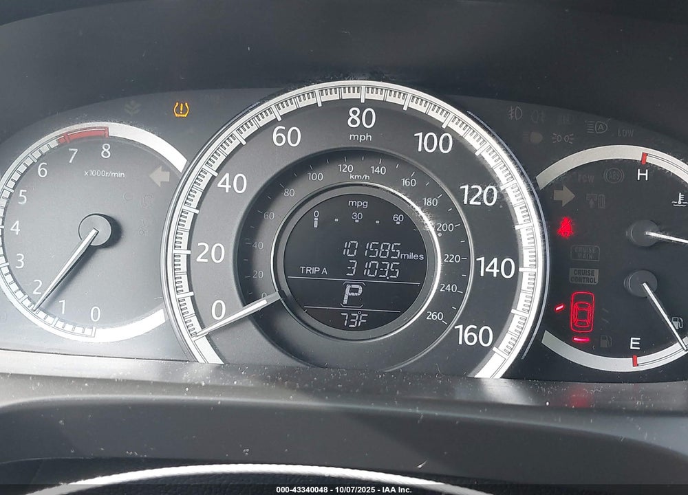 2015 HONDA ACCORD VIN: 1HGCR2F37FA160543