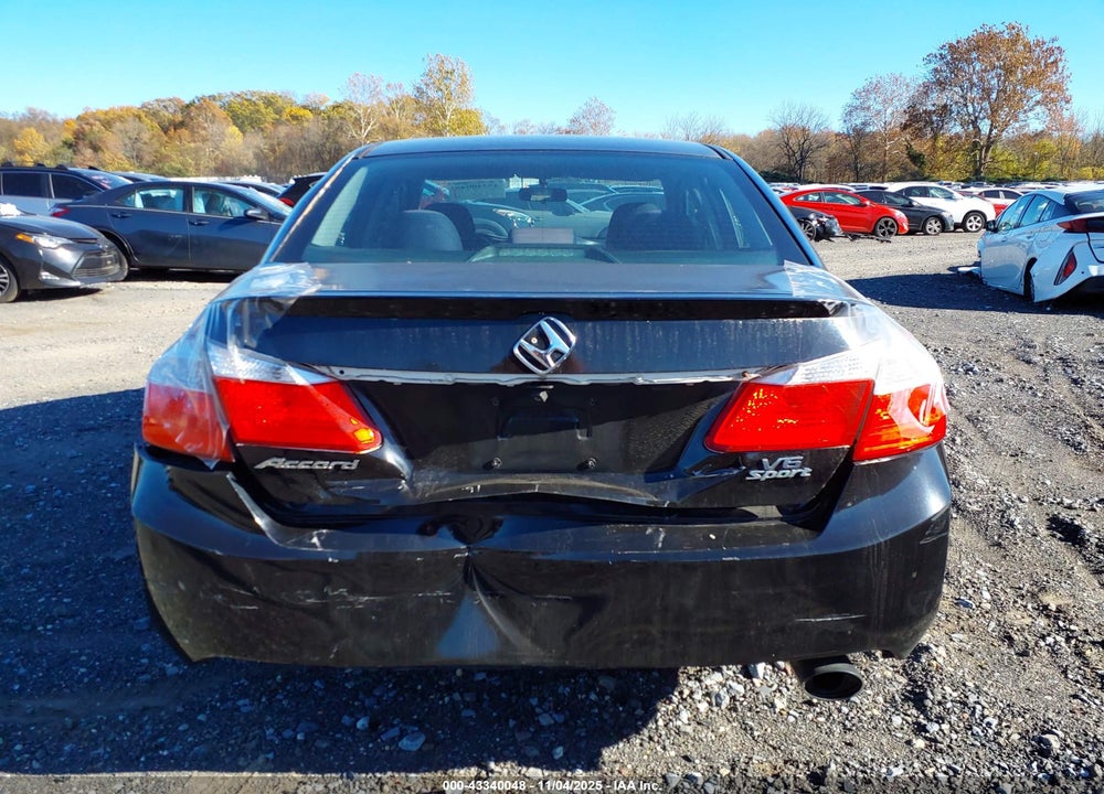 2015 HONDA ACCORD VIN: 1HGCR2F37FA160543