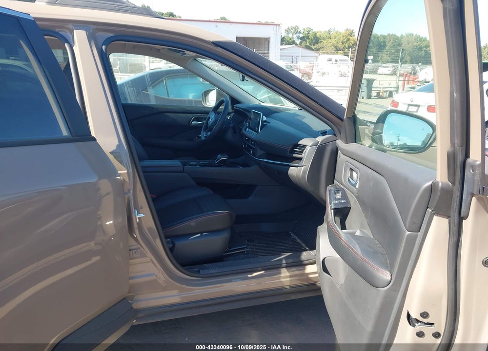 2025 NISSAN ROGUE VIN: 5N1BT3BB4SC781778