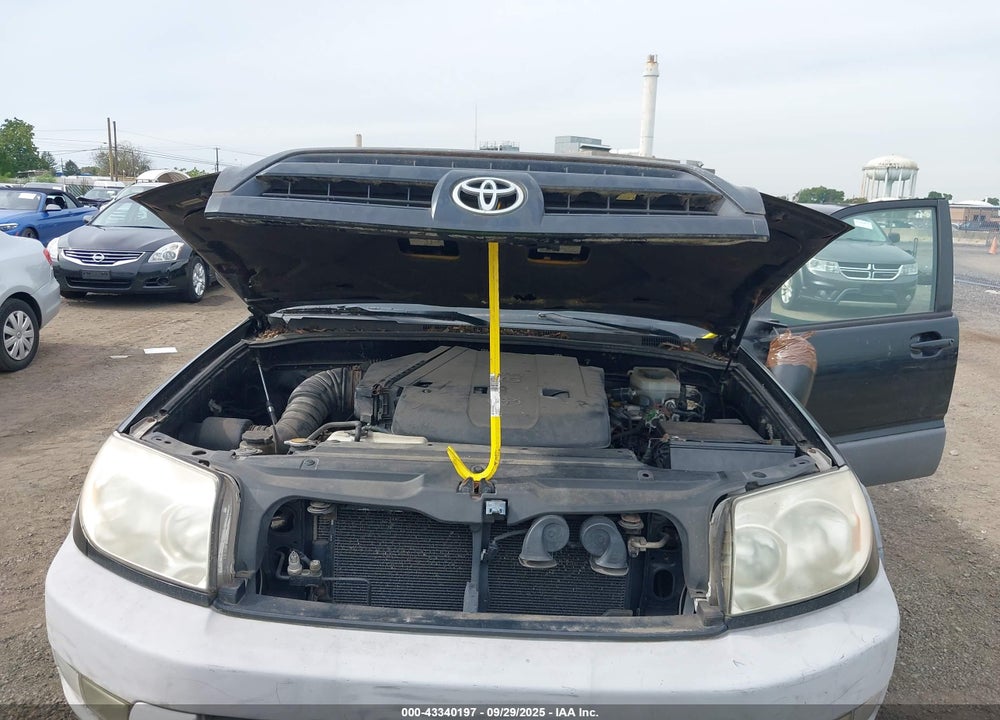 2003 TOYOTA 4RUNNER SR5 V6 VIN: JTEBU14R830010612