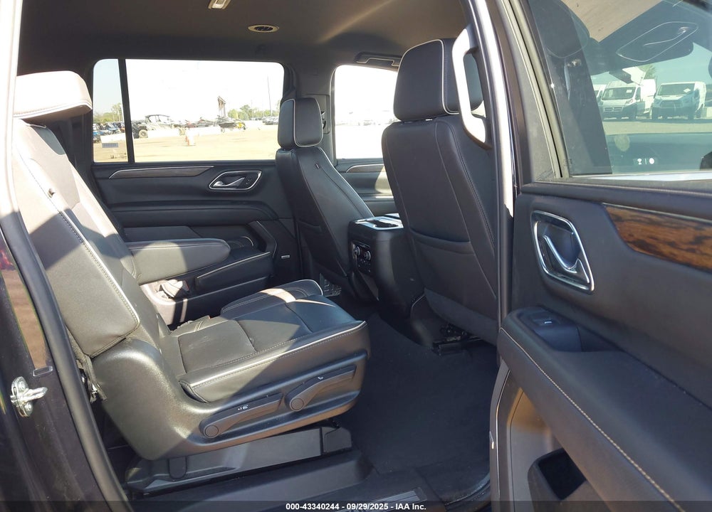 2023 CHEVROLET SUBURBAN 2WD PREMIER VIN: 1GNSCFKD9PR477090