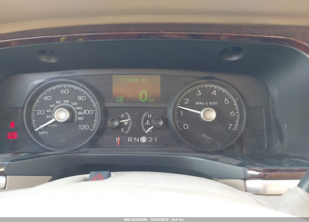 2011 LINCOLN TOWN CAR VIN: 2LNBL8CV2BX764549