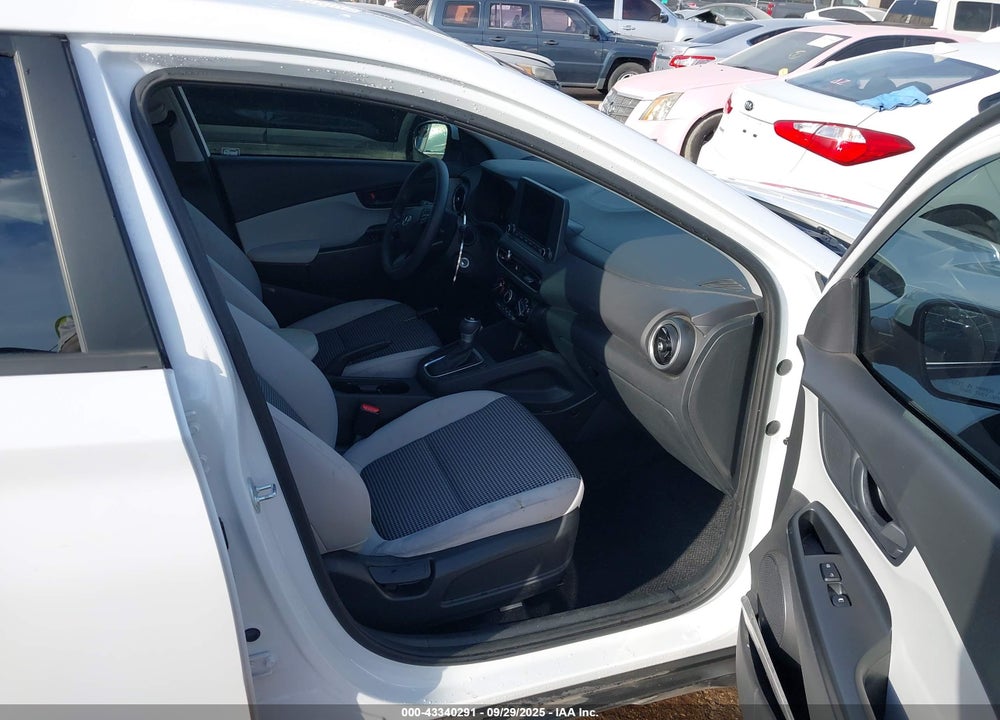 2022 HYUNDAI KONA SE VIN: KM8K22AB2NU771666