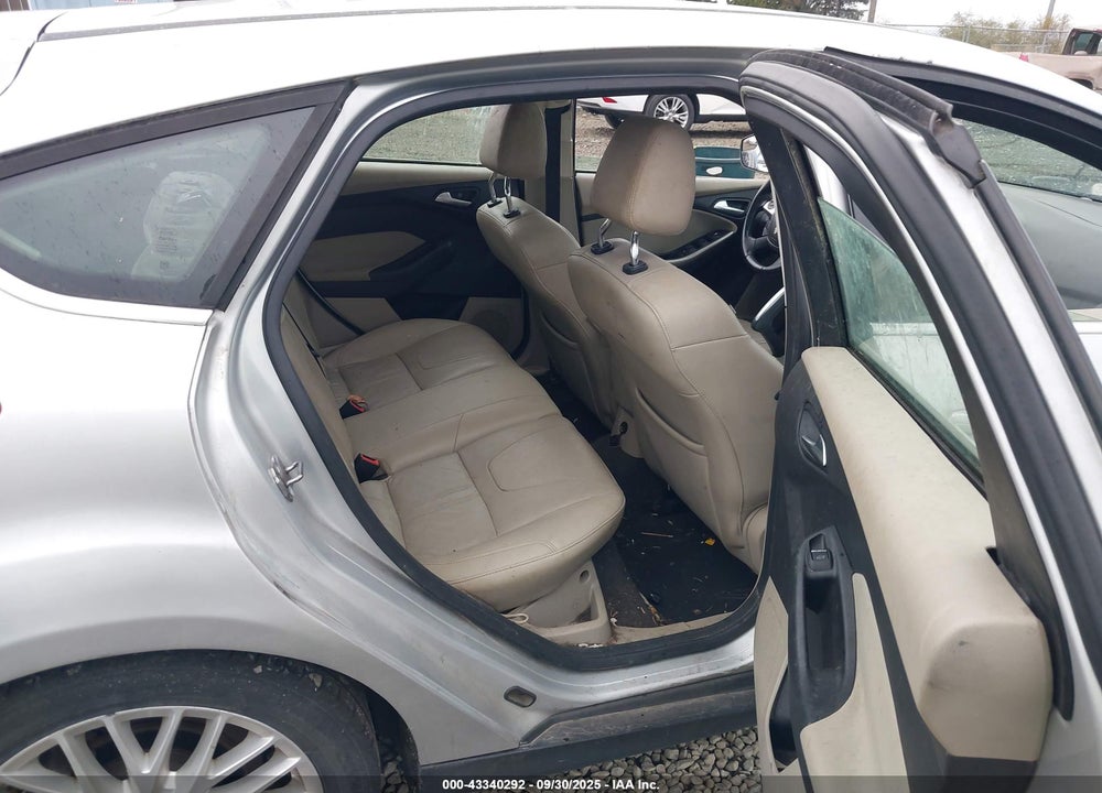 2012 FORD FOCUS SEL VIN: 1FAHP3M2XCL232660